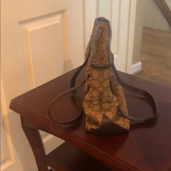 Purse - Picture 2 of 2